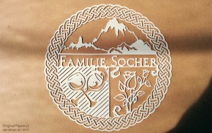 Scherenschnitt: Familie Socher
